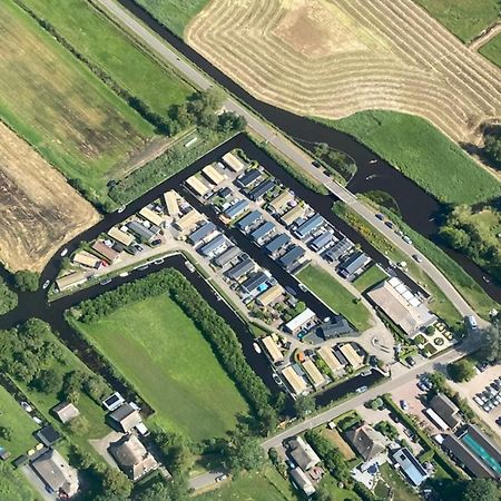 Giet Oan gelegen op Resort Venetië Giethoorn Buitenkant foto